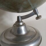Terrestrial globe
