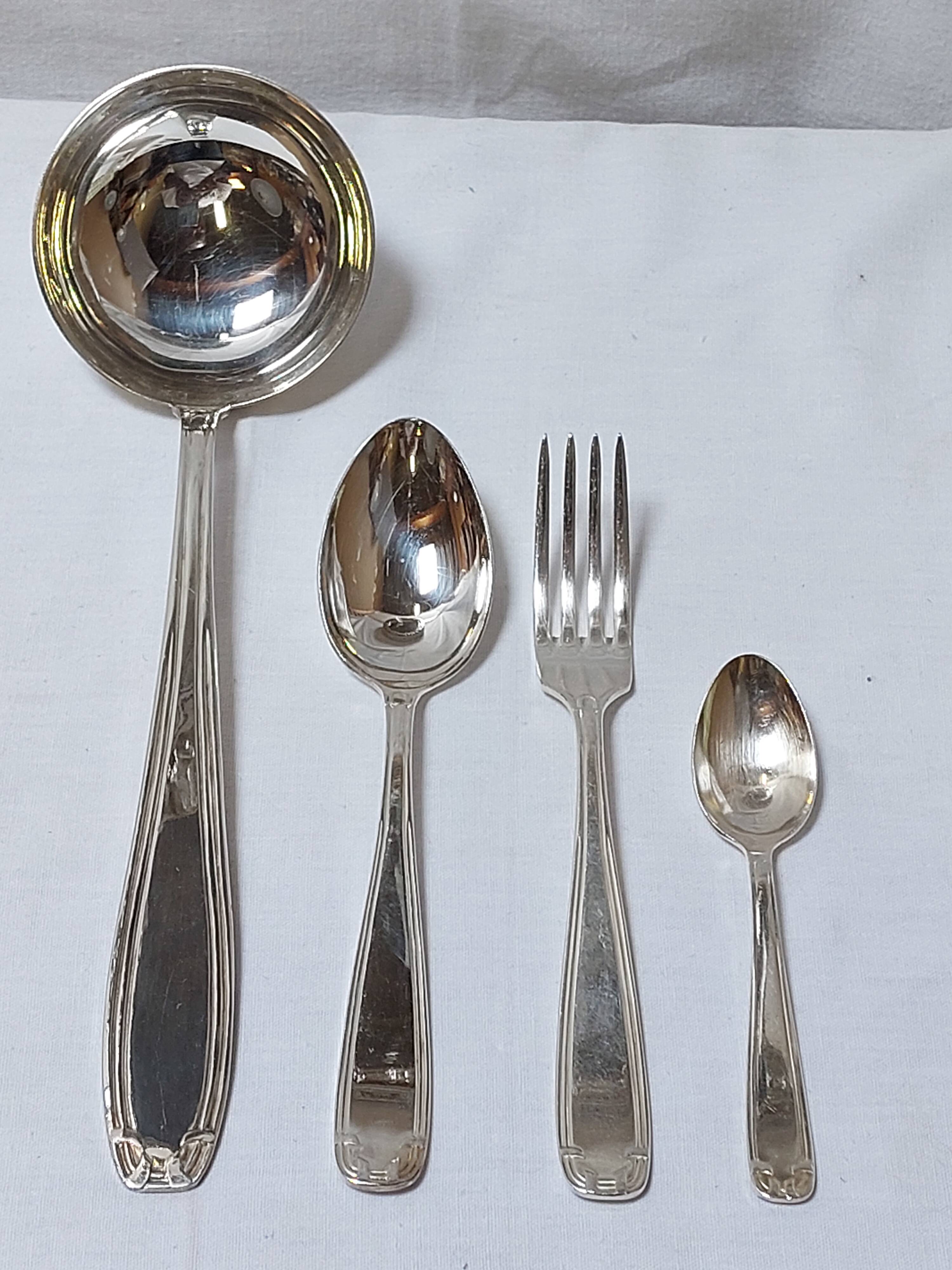 37-piece cutlery set in silver metal with Art Deco decor in box