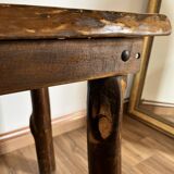 Table brutaliste
