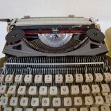 Mercedes character typewriter elite 1969