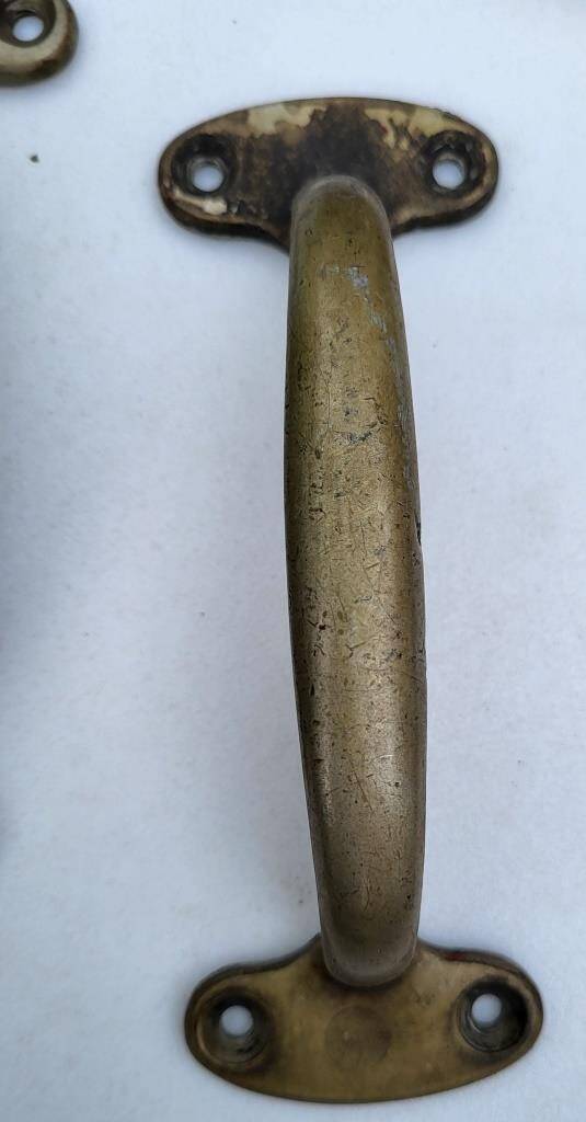 Lot 3 Sprague metro door handles 1920