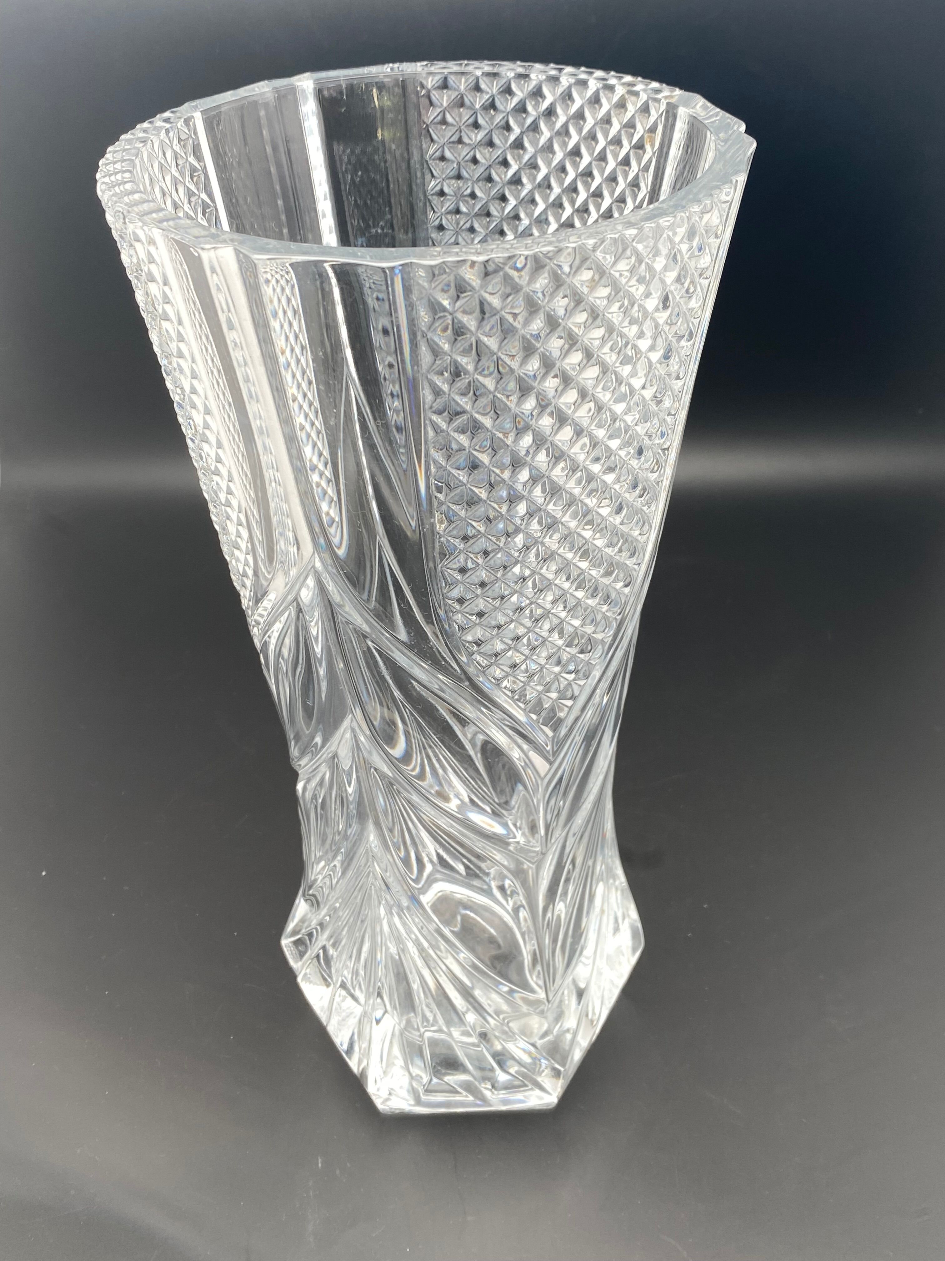 Large worked transparent glass vase