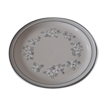 Hearthside stoneware plate