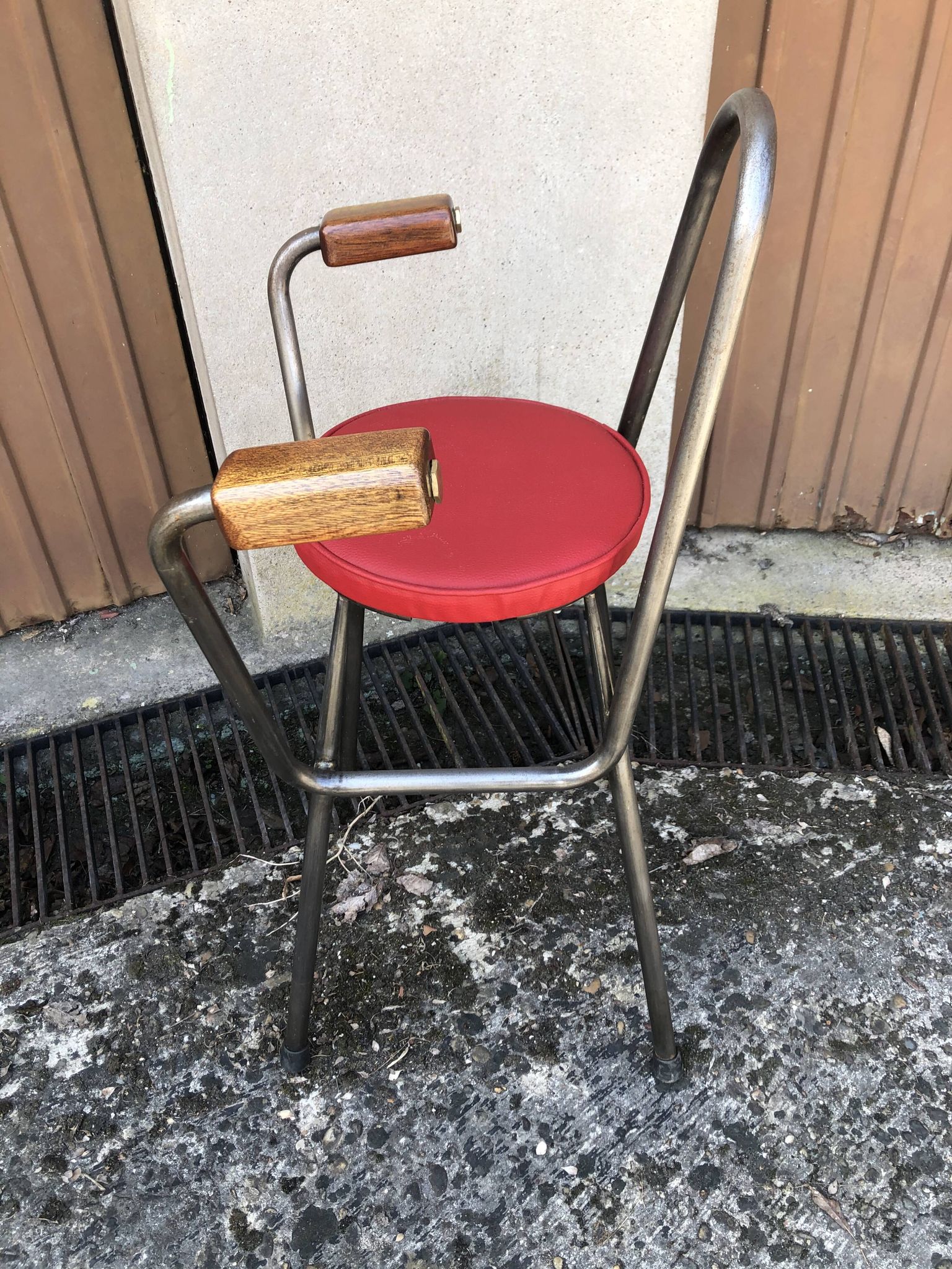 Metal bar chair and industrial Skaï 70s