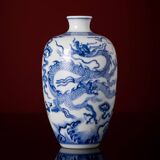 Vase Prunus en porcelaine bleue et blanche de Style Ming Yongxuan, artisanat classique