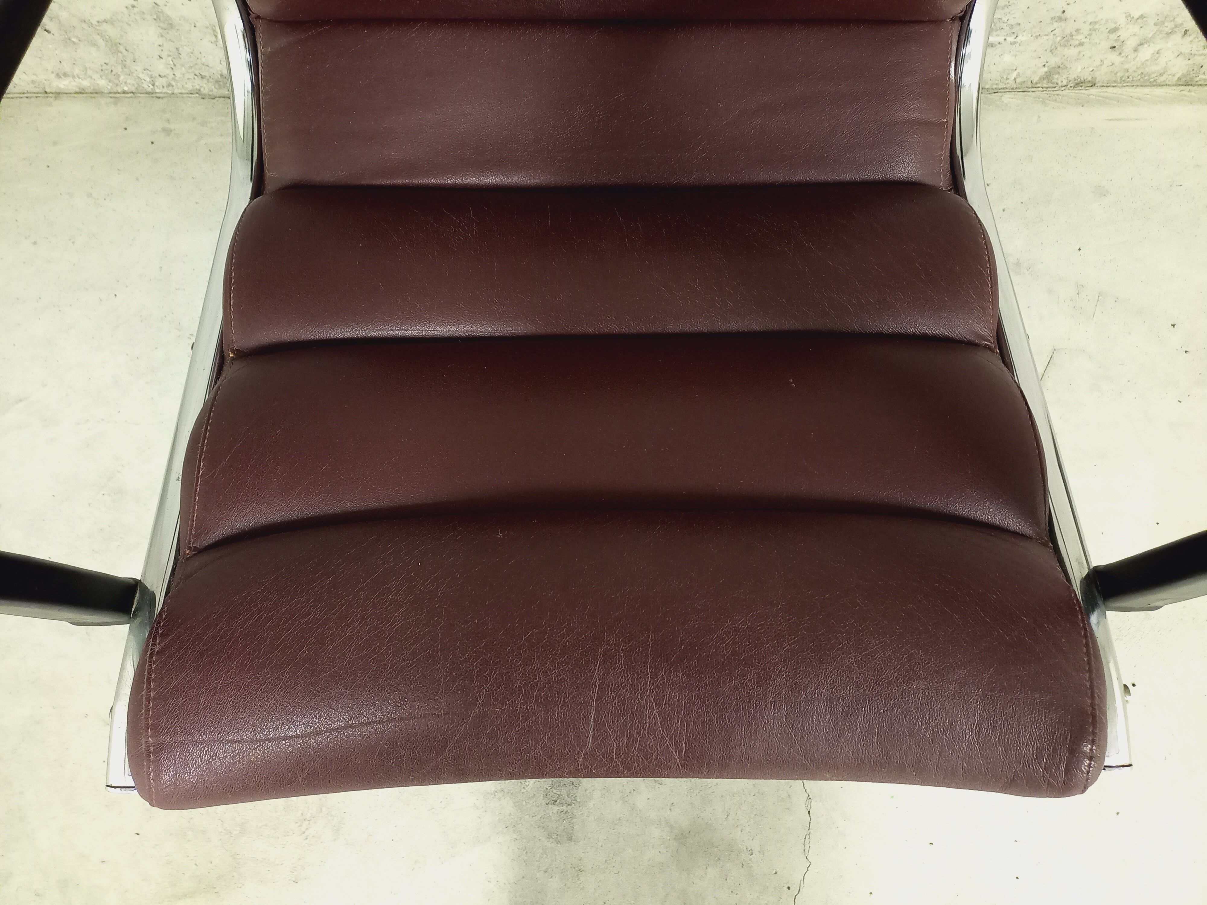 Swivel office chair in chrome-plated metal 70s