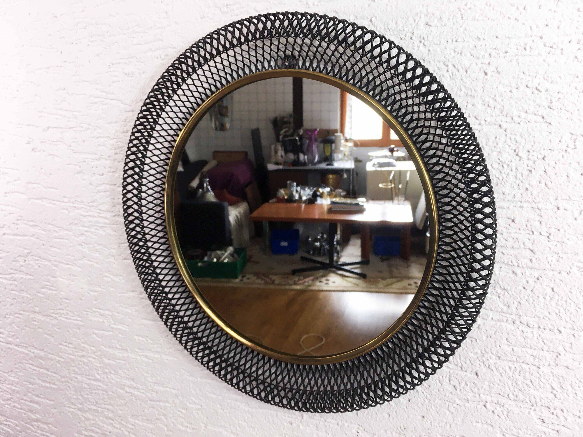 Miroir rond années 50 en métal et laiton