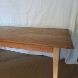 Farm table