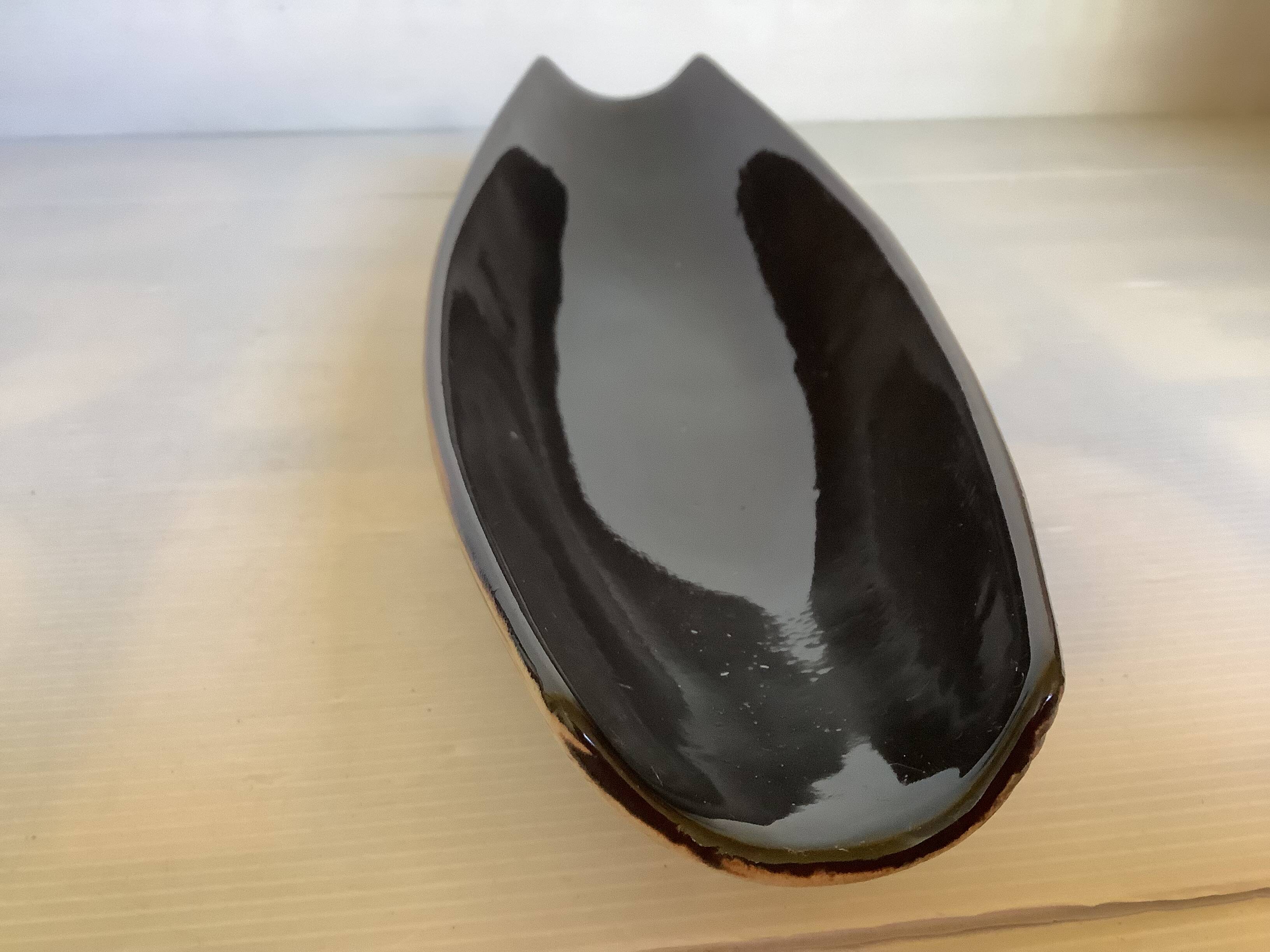 Decorative ceramic bowl