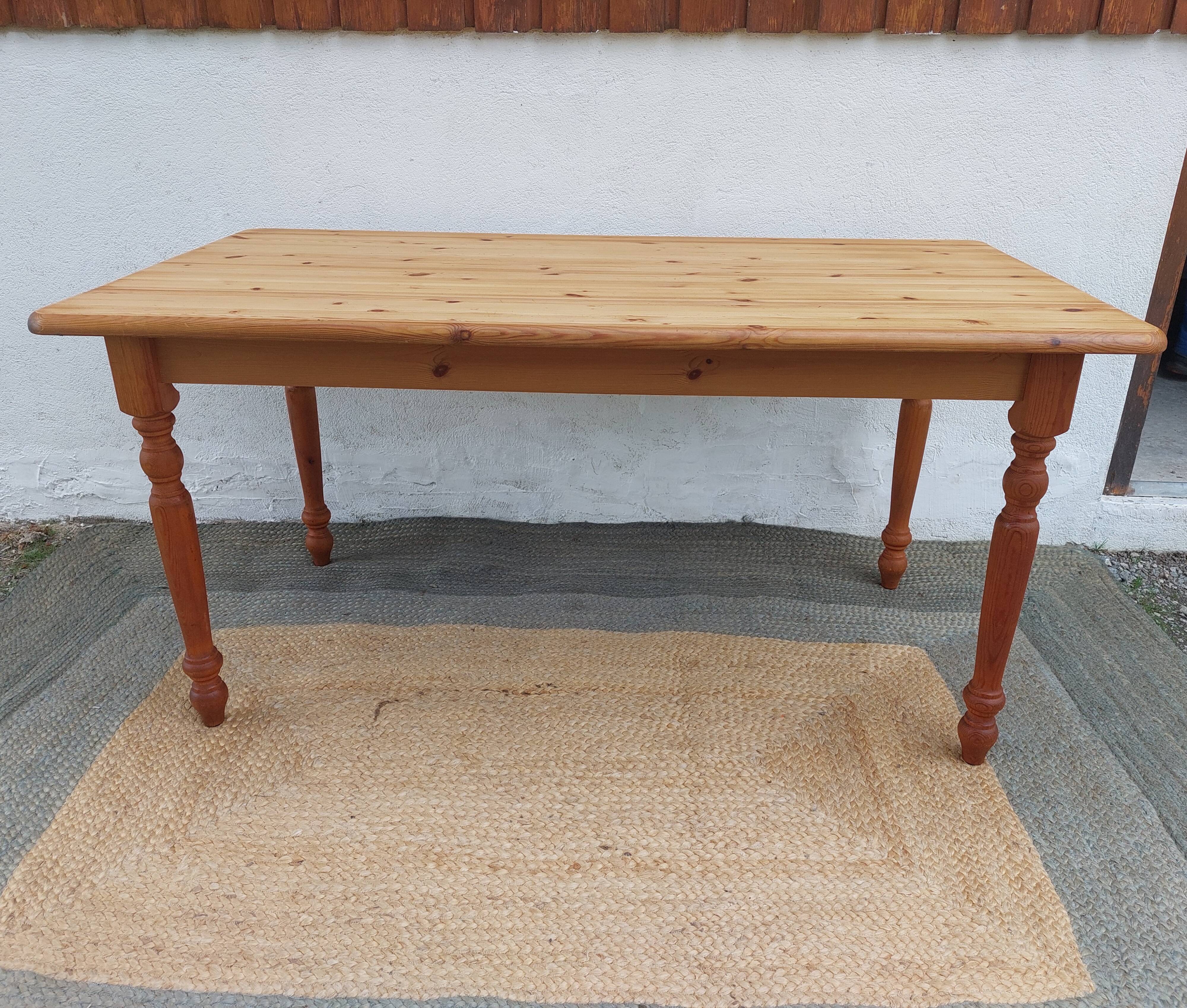 Wooden table or desk with removable legs