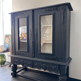 Colonial style display cabinet