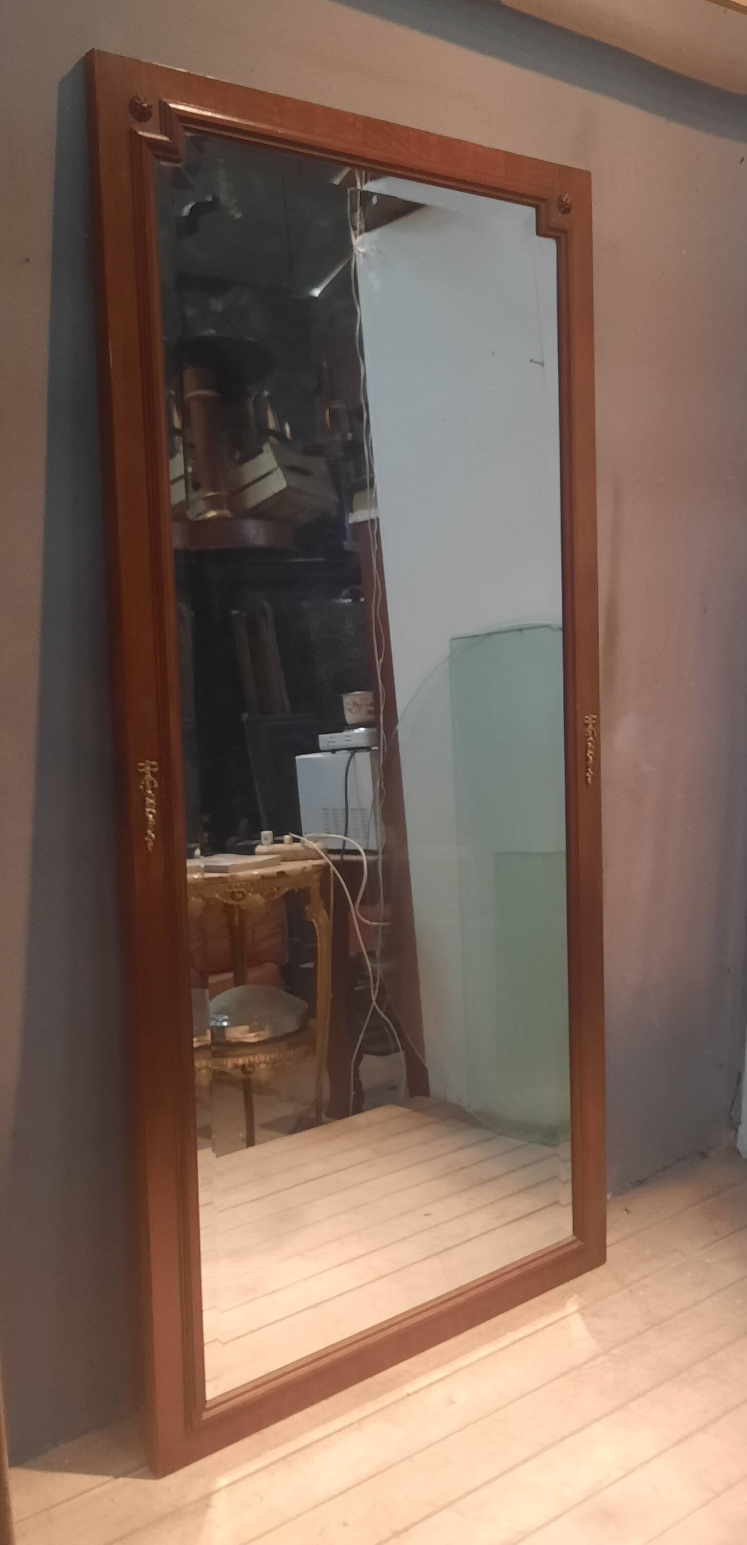 Large bevelled mirror