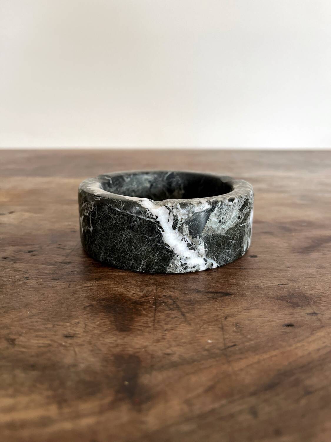 Vintage black and white marble round ashtray