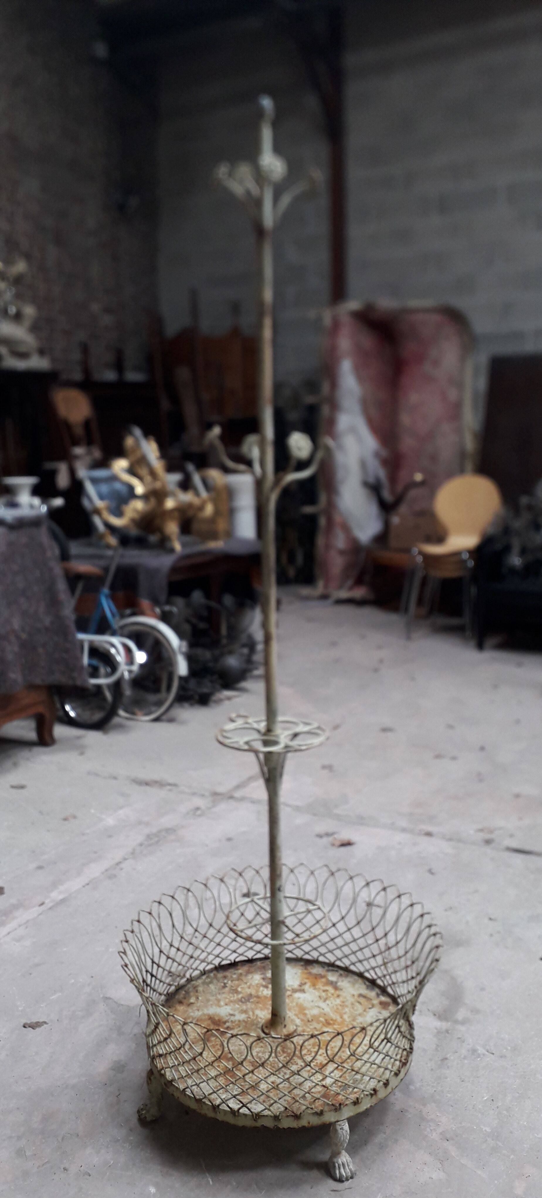 Porte manteau 1900 en metal