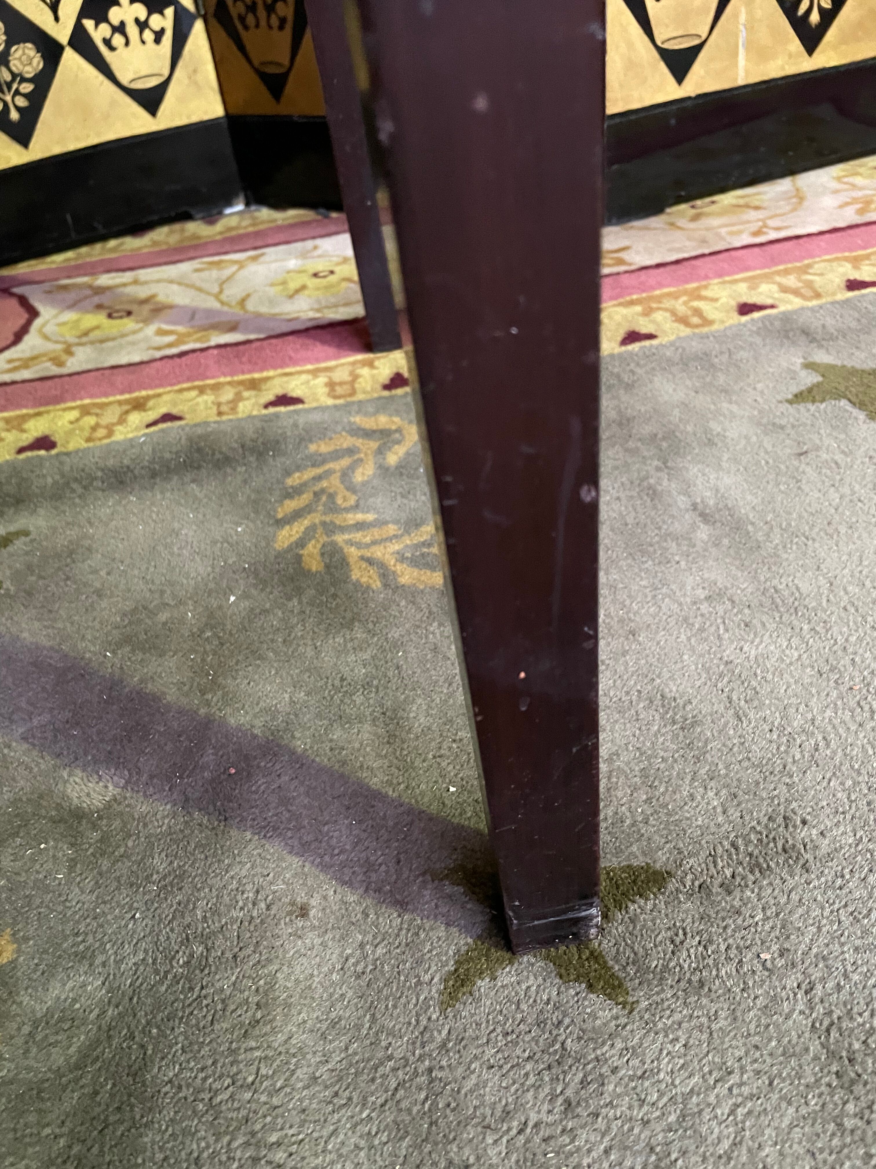 English mahogany hairdresser