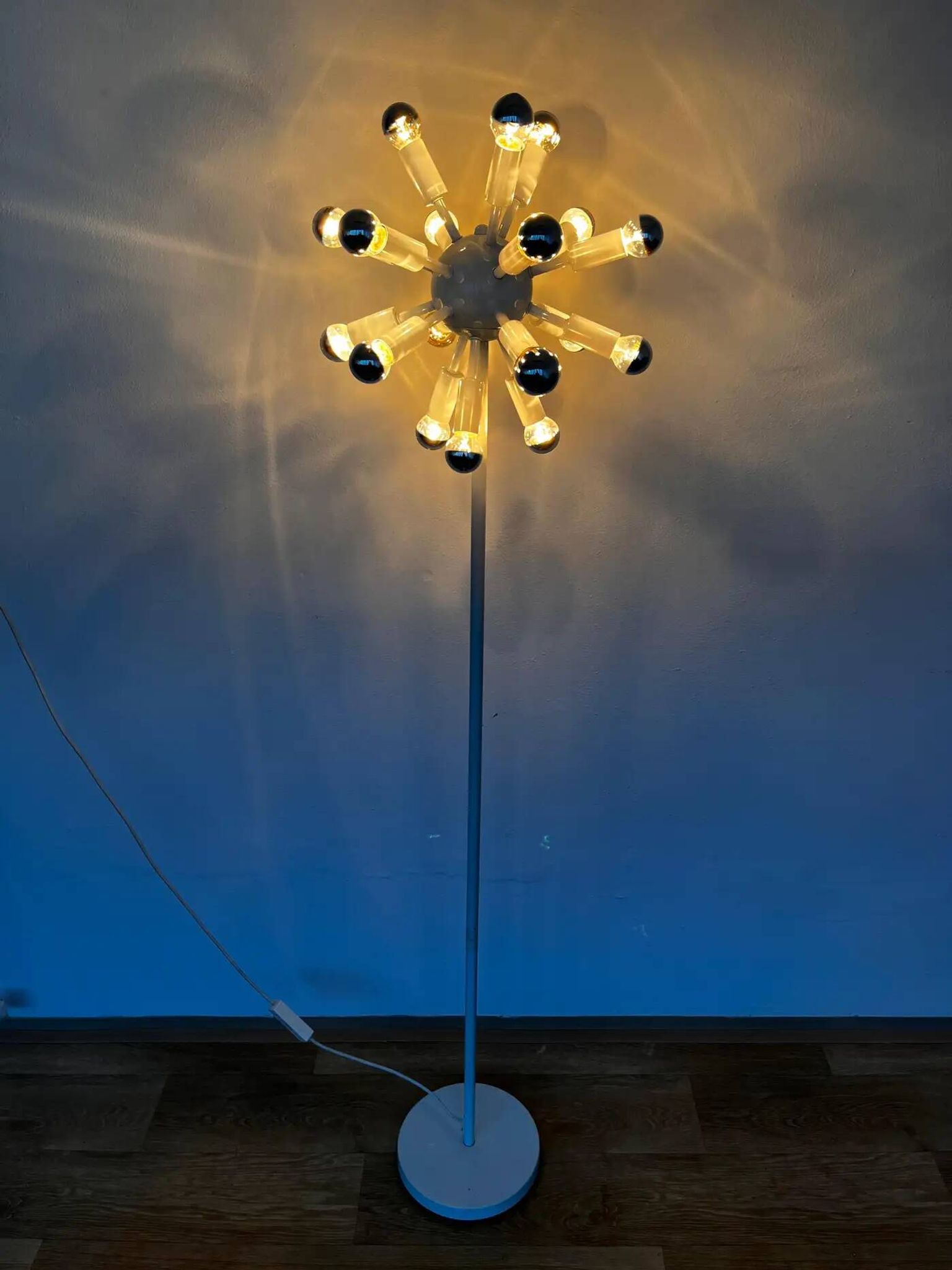 Rare mid-century white floor lamp Sputnik - Atom, around 1980s