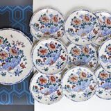 Gien tableware service with Rooster decoration.
