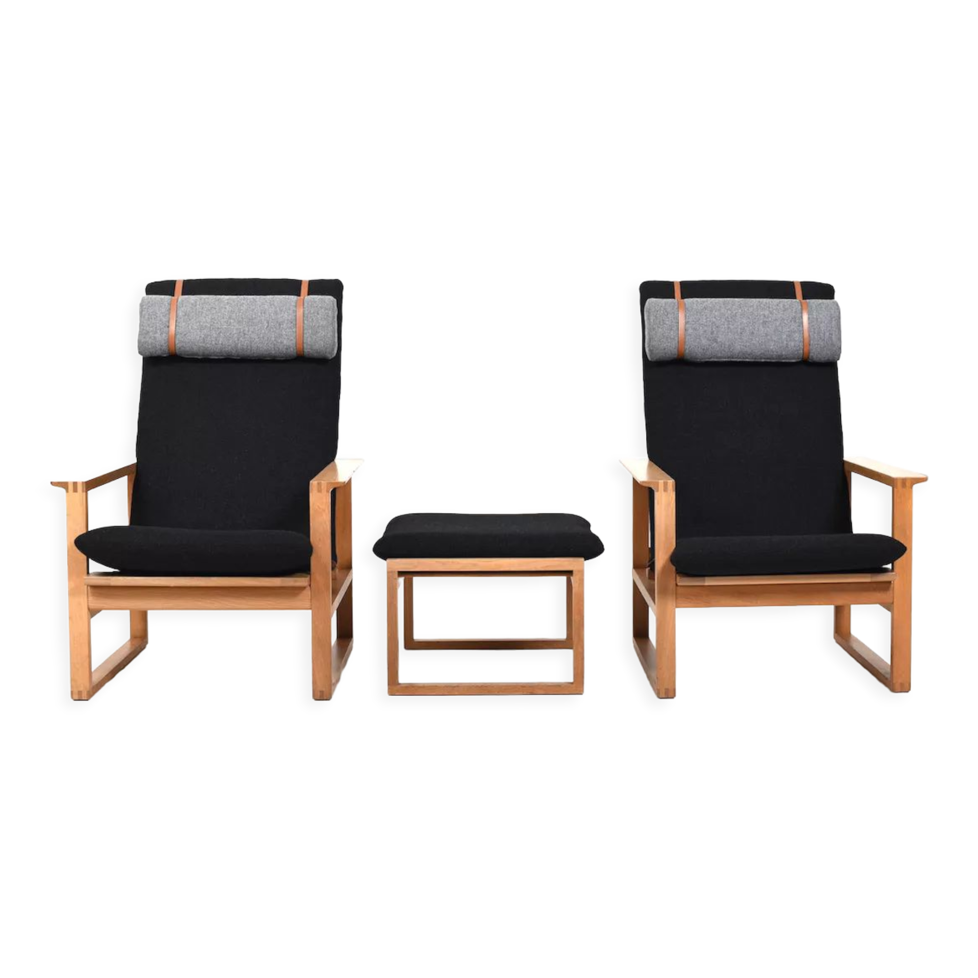 Børge Mogensen Sled Chairs BM-2254 and Stool 1960s
