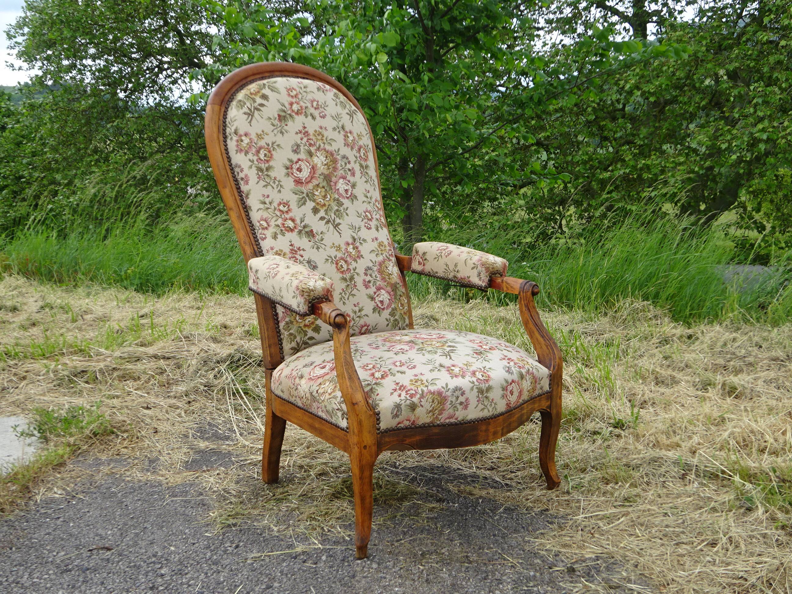 Antique Voltaire armchair with 4-position reclining backrest