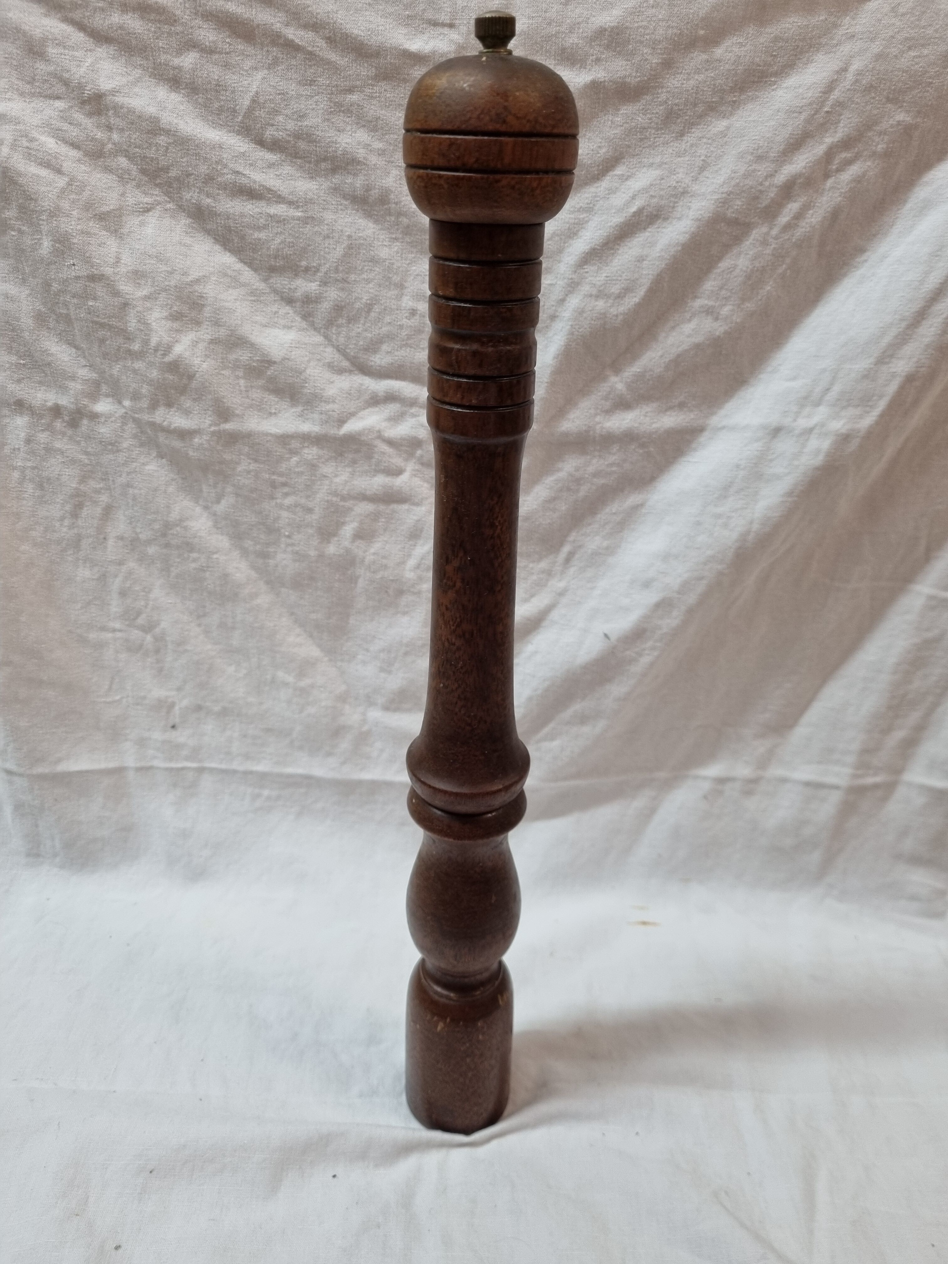 Professional pepper mill h47cm