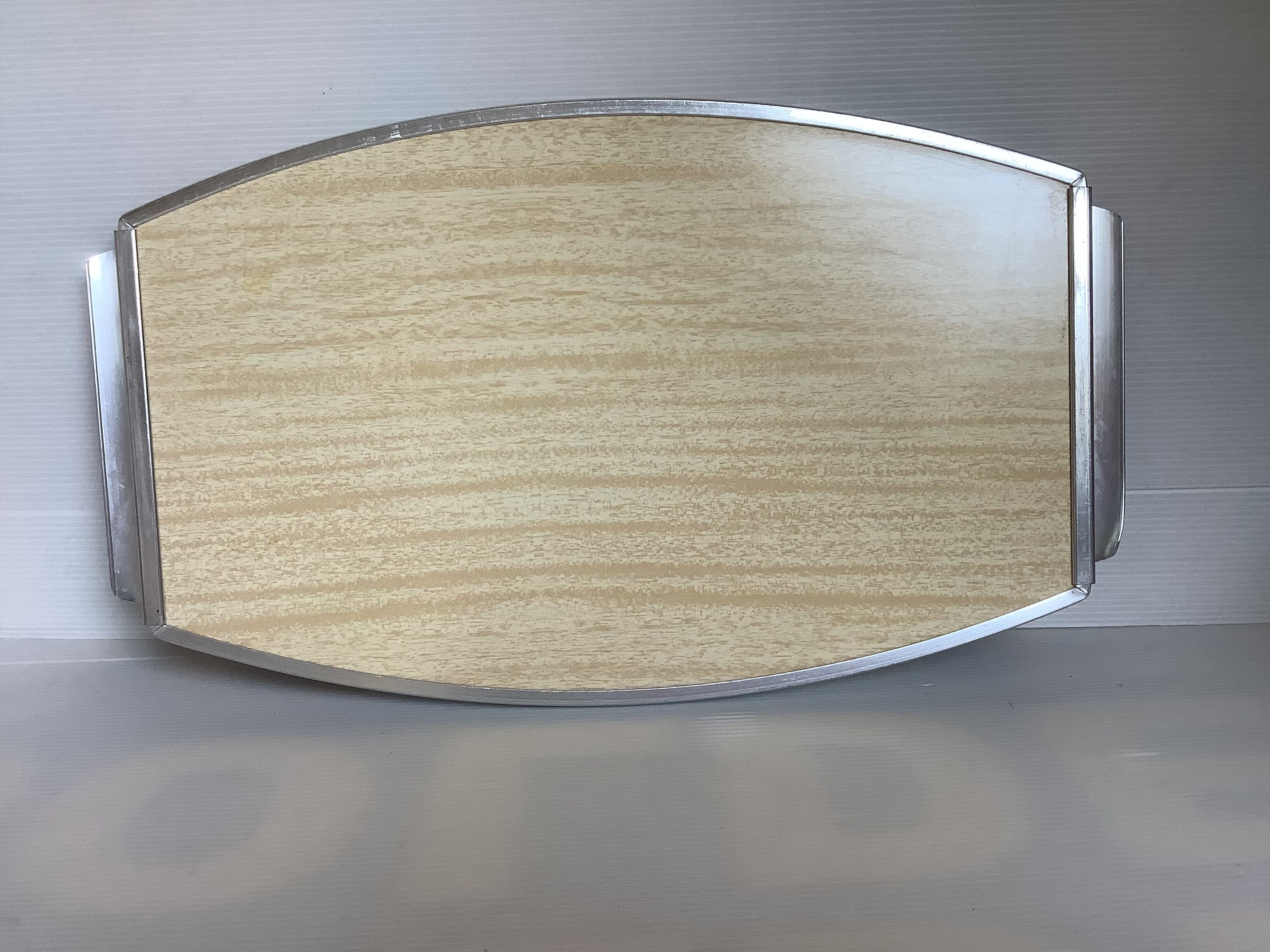 Openwork metal formica tray