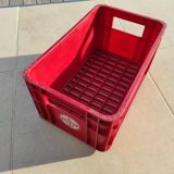 red plastic vintage locker for 35 bottles of 25 cl ANCRE beer