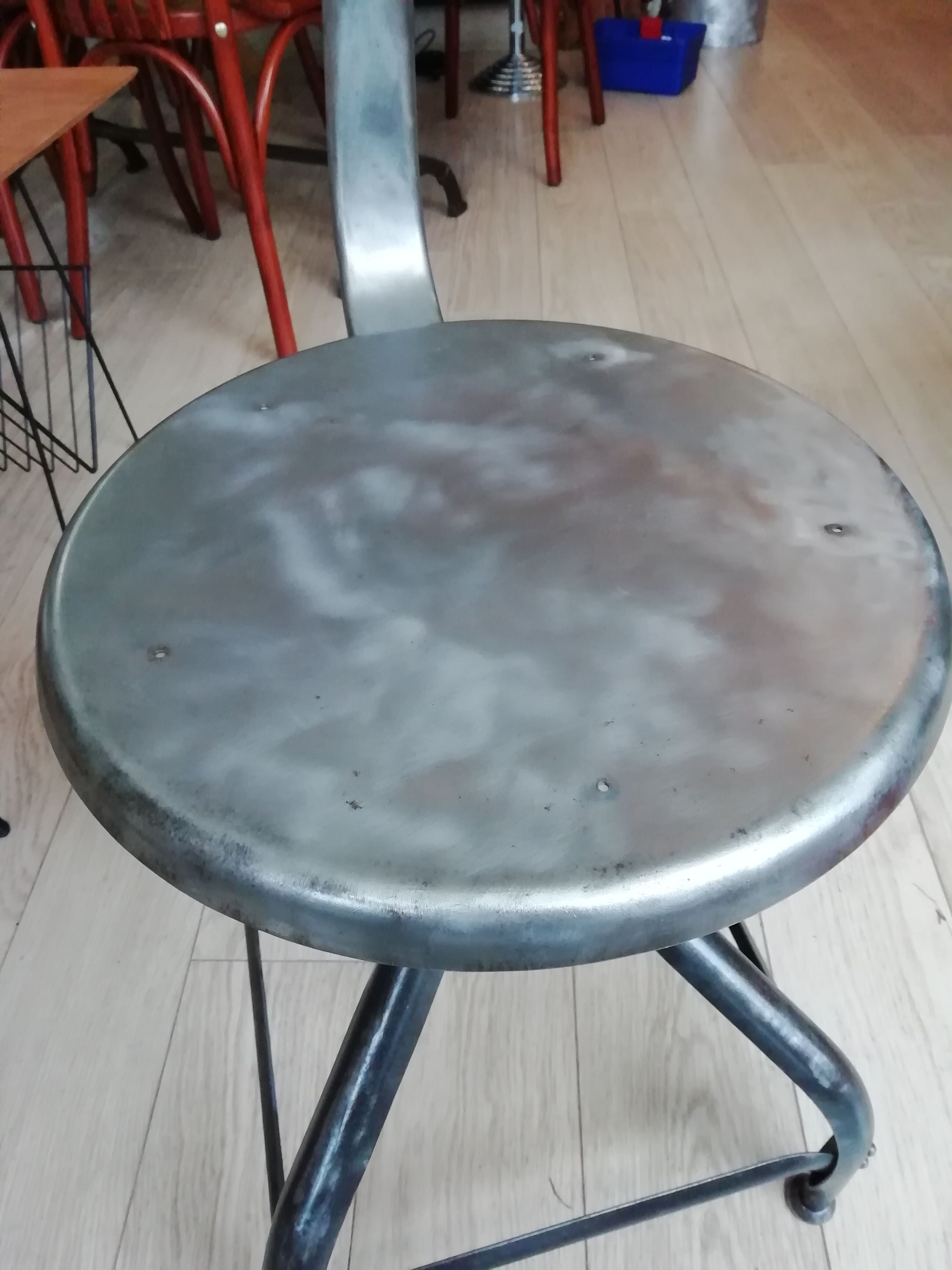 Chaise Nicolle "queue de baleine"