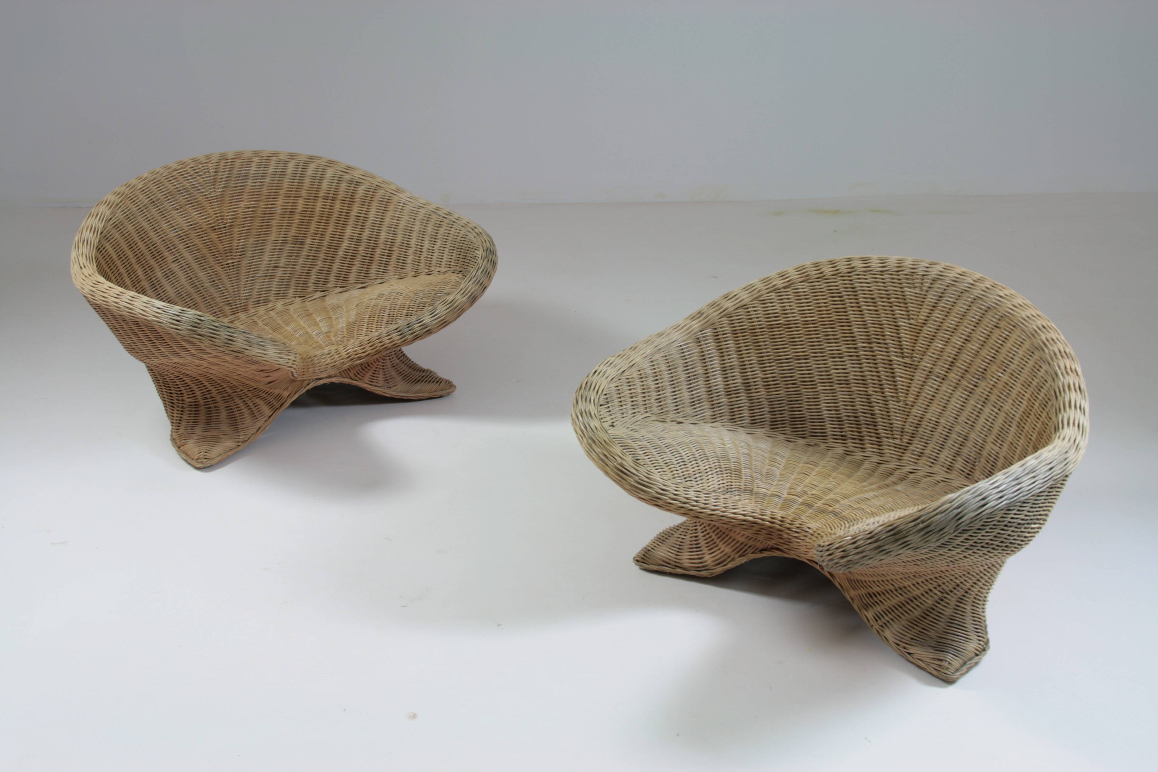 Paire de fauteuils lotus en rotin, 1970s