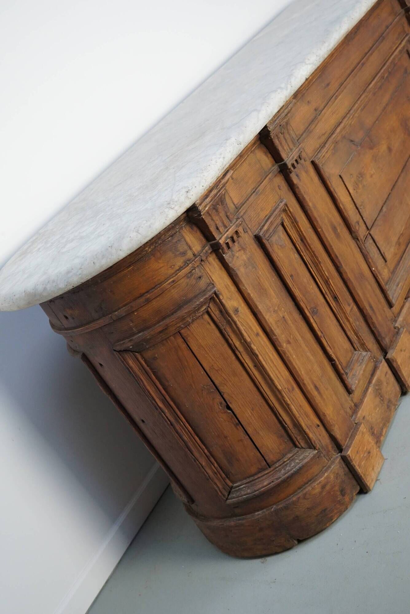 Antique Shop Counter / Kitchen Island in Dutch Pine and Marble, 19th Century
