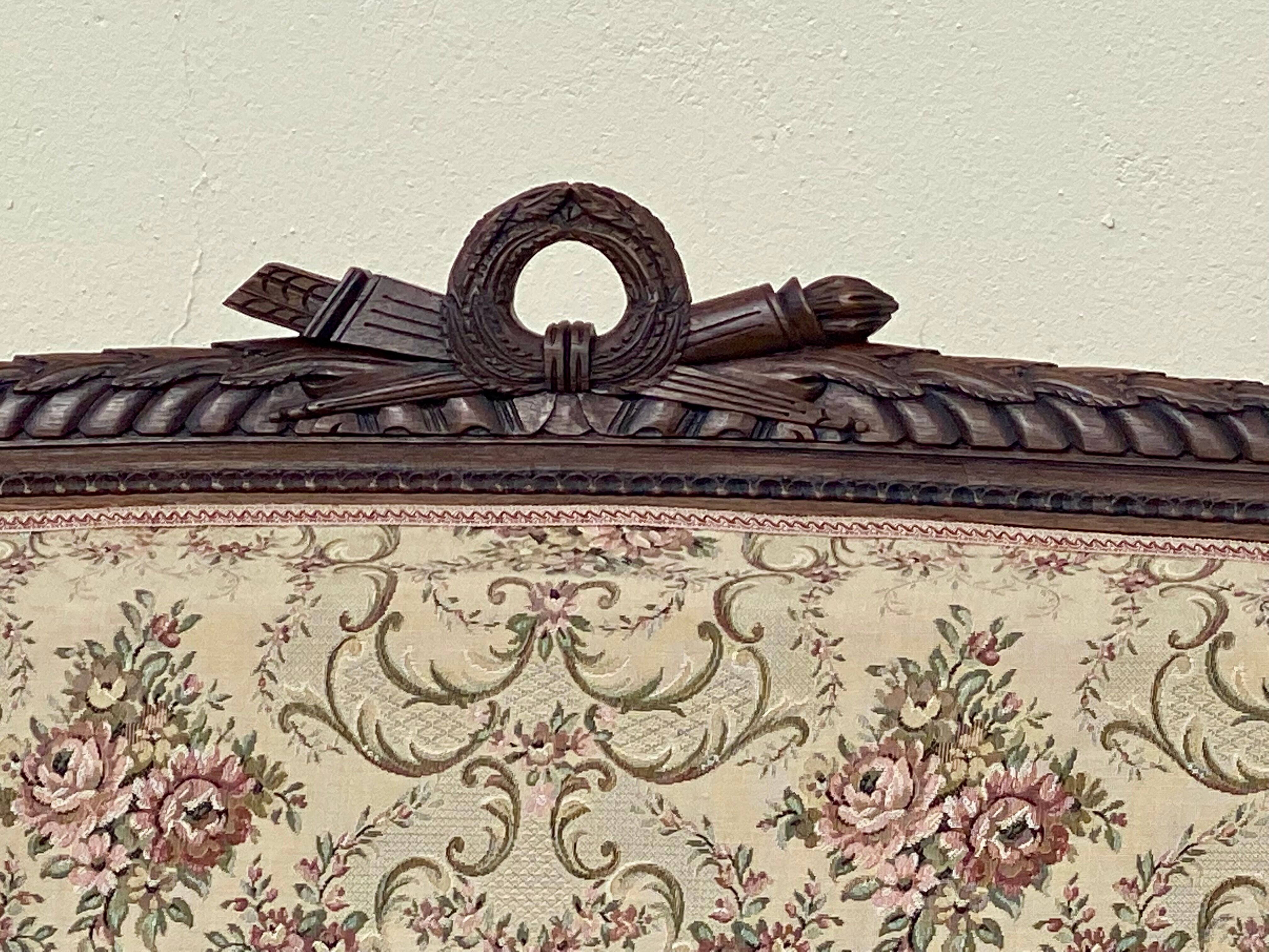 Wooden bench Louis XVI style