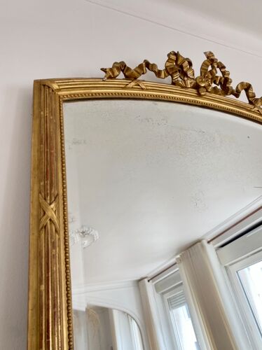 Miroir Louis XVI, 19ème siècle, doré à la feuille 136x88cm