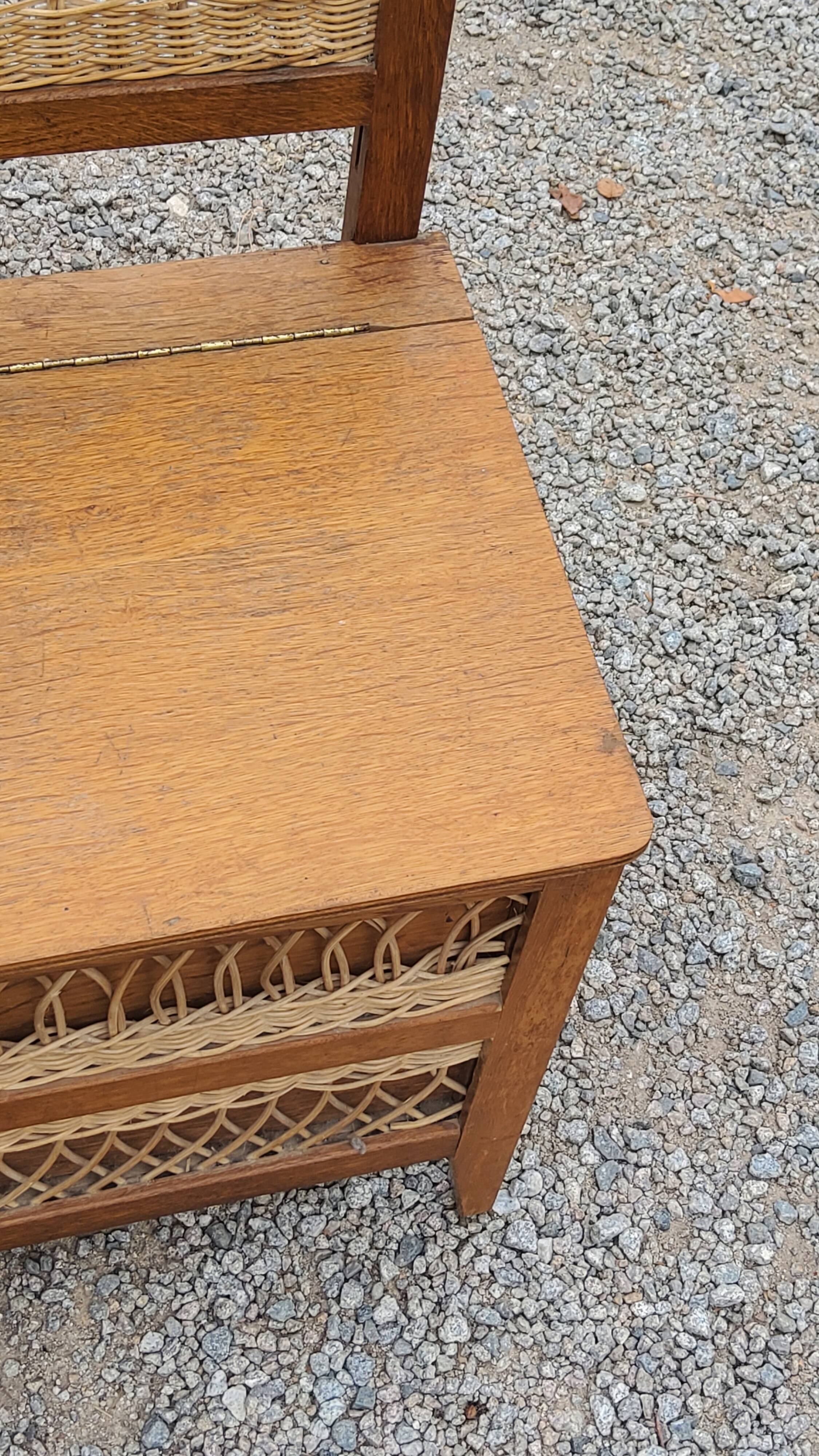 Vintage chest bench from the 50s in oak and rattan