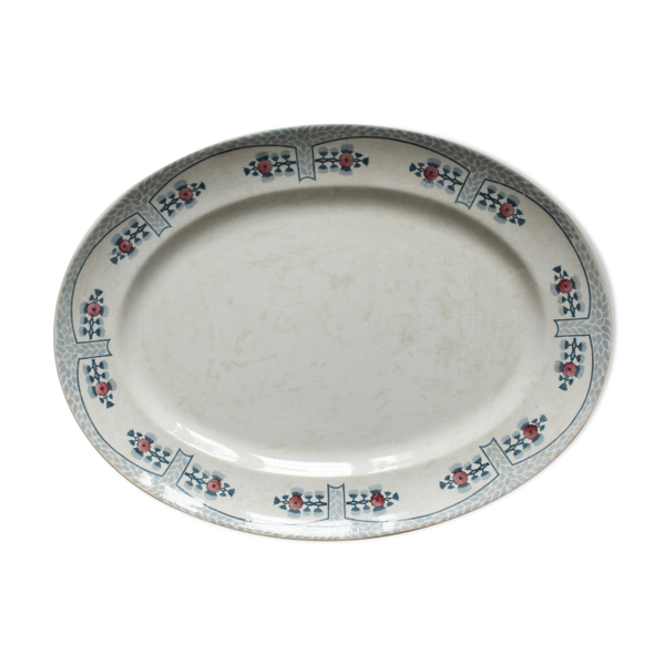 Plat ovale en terre de fer polychrome Creil & Montereau modèle ''Tolède