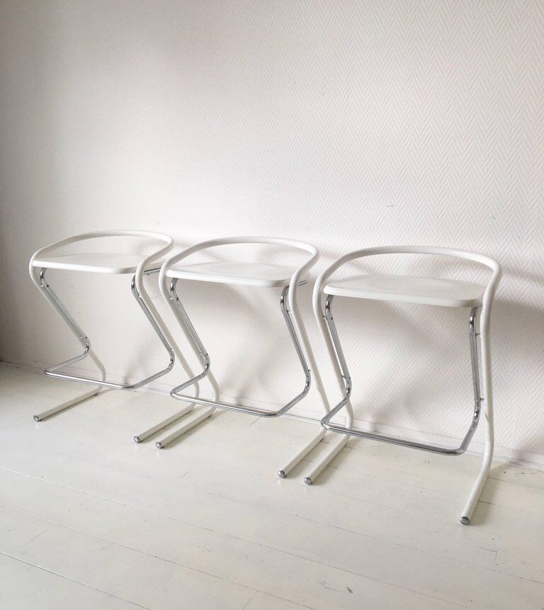 Set of three white and chrome bar stools by Thema Italy to the 1970s