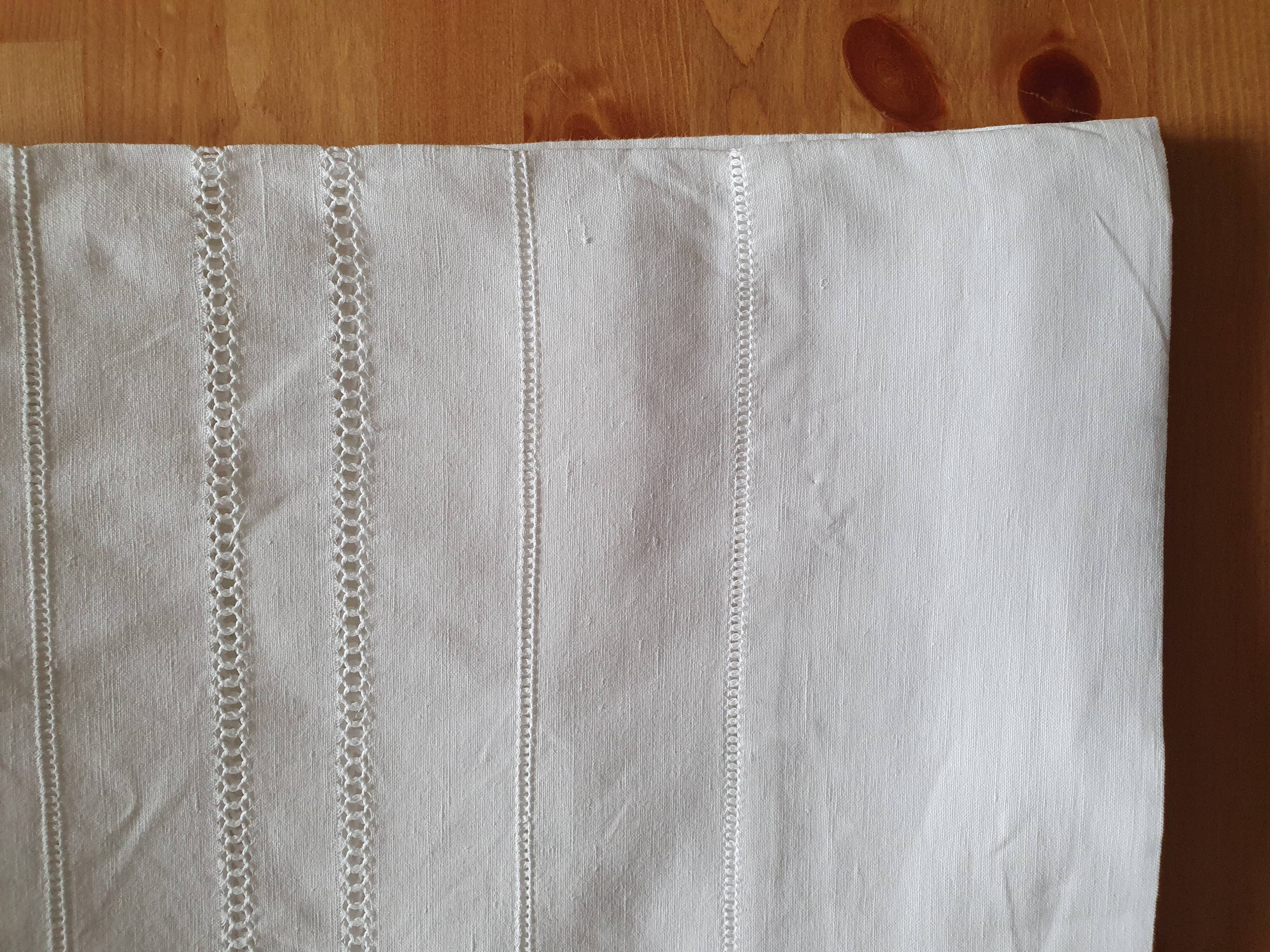 El monogrammed sheet with Venice days