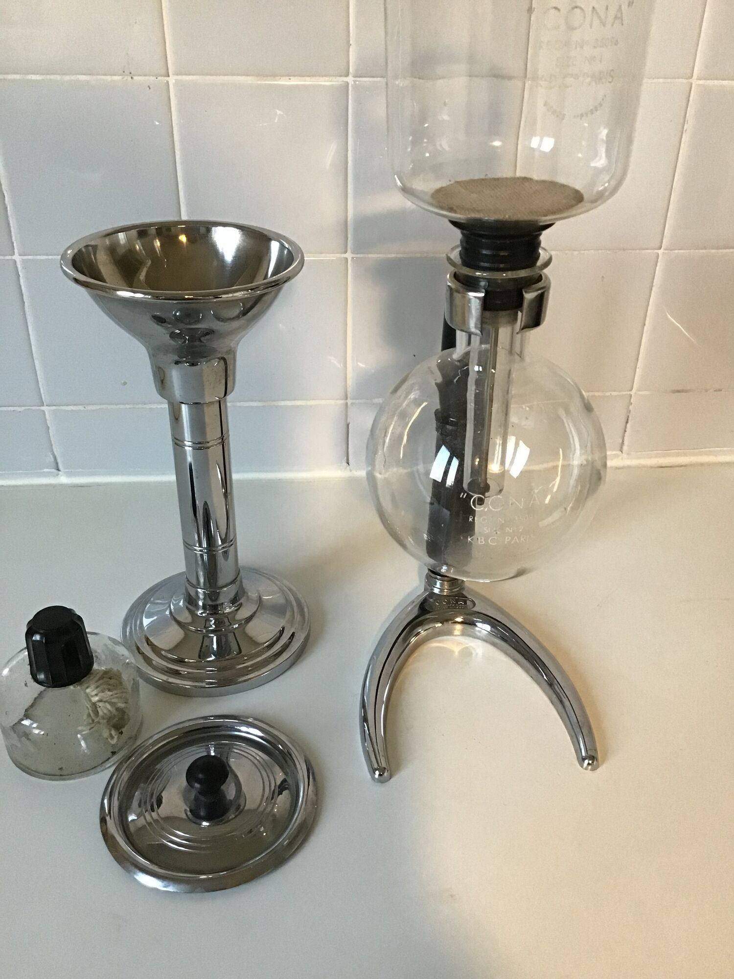Cona vacuum coffee maker complete with its chrome tulip holder in good condition makes an excellent