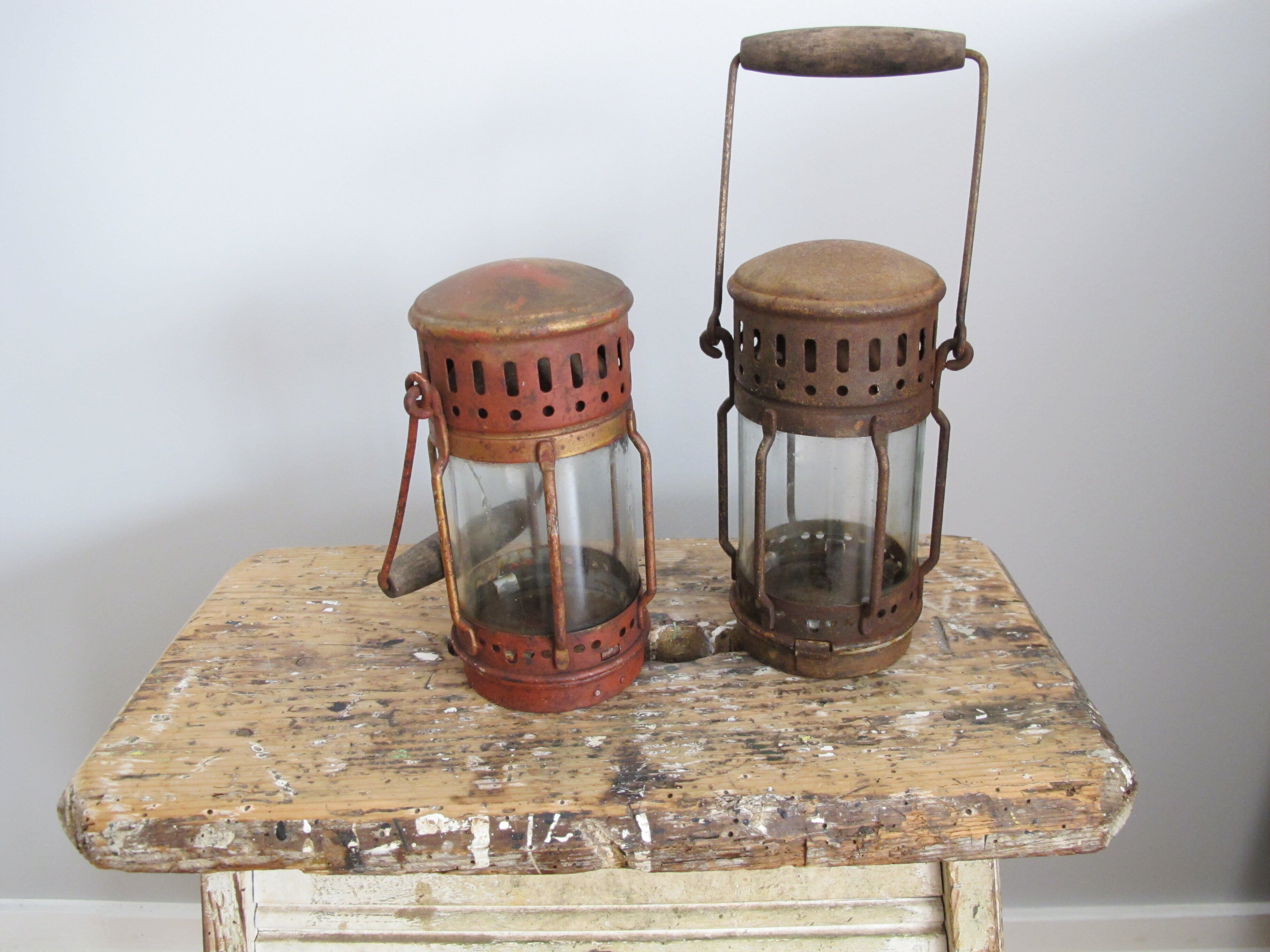 Set of two industrial lanterns