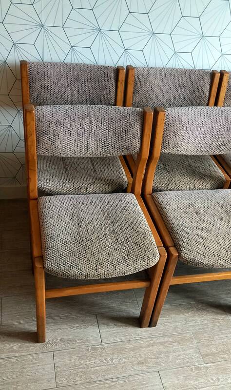 Set of 6 vintage solid elm chairs.