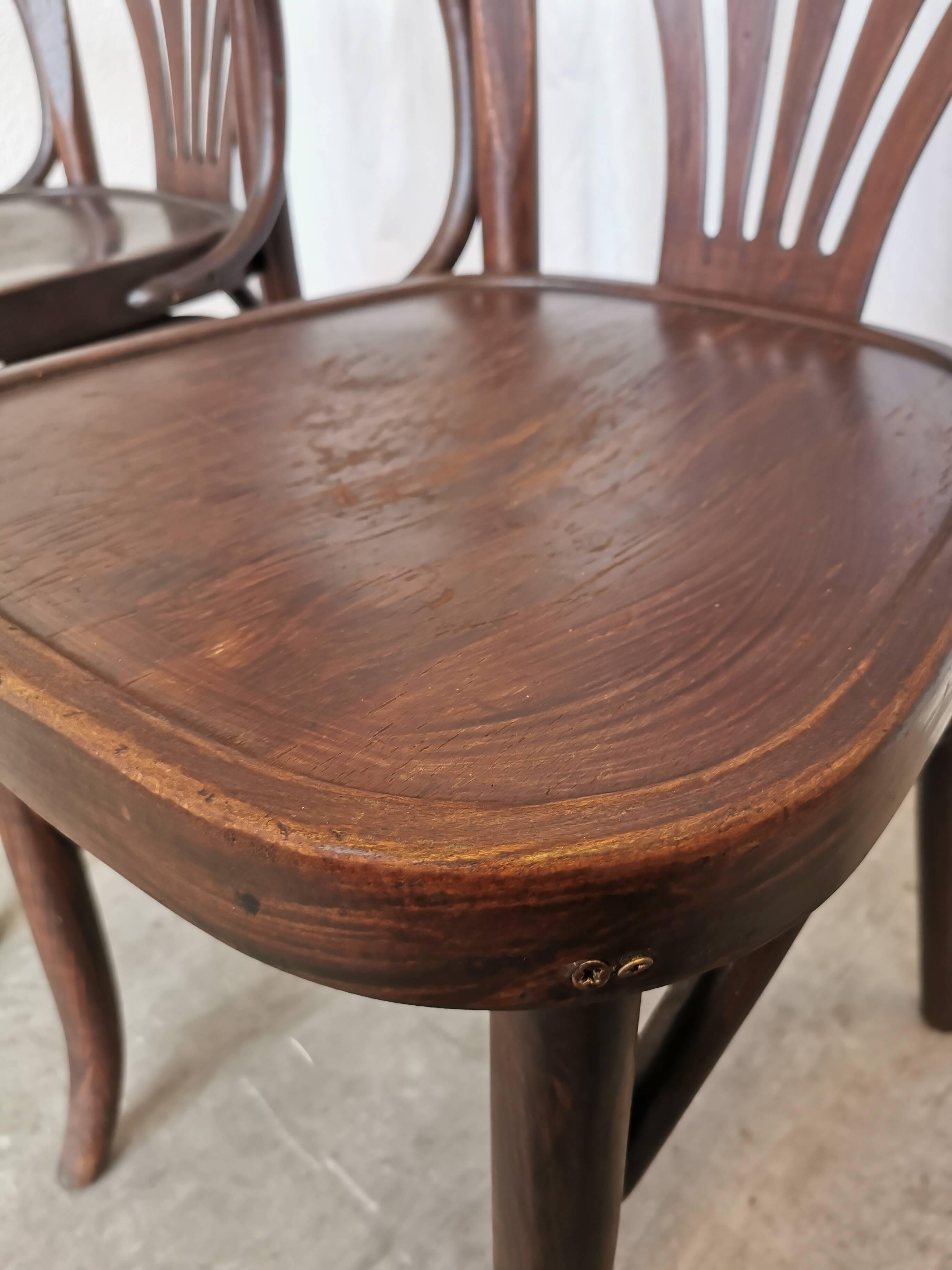 Set of 4 Vintage Bentwood Dining Chair: Mid-Century Thonet Style Armchair