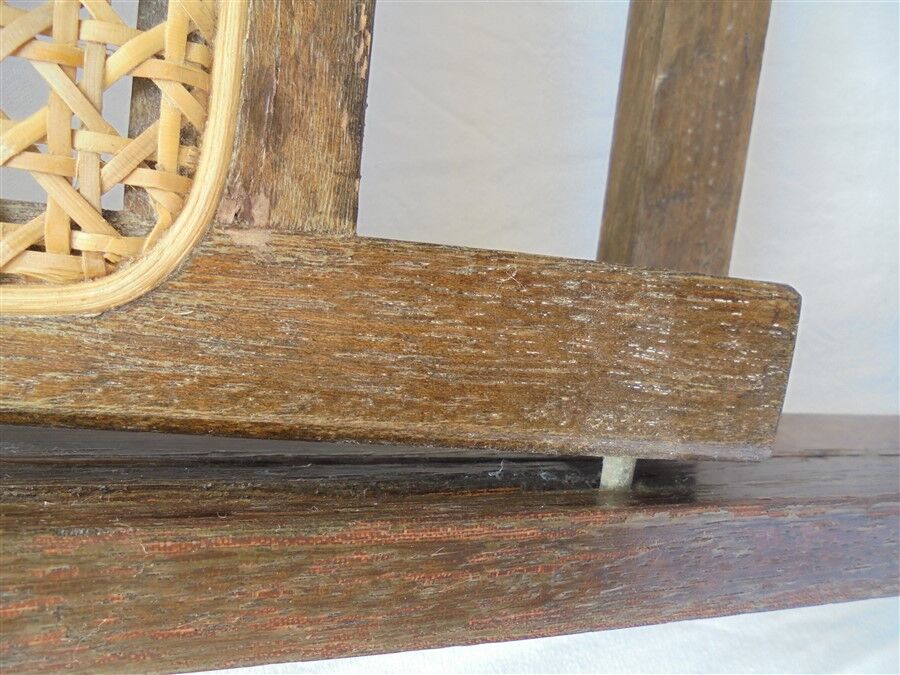 Chaise pliante en bois et cannage