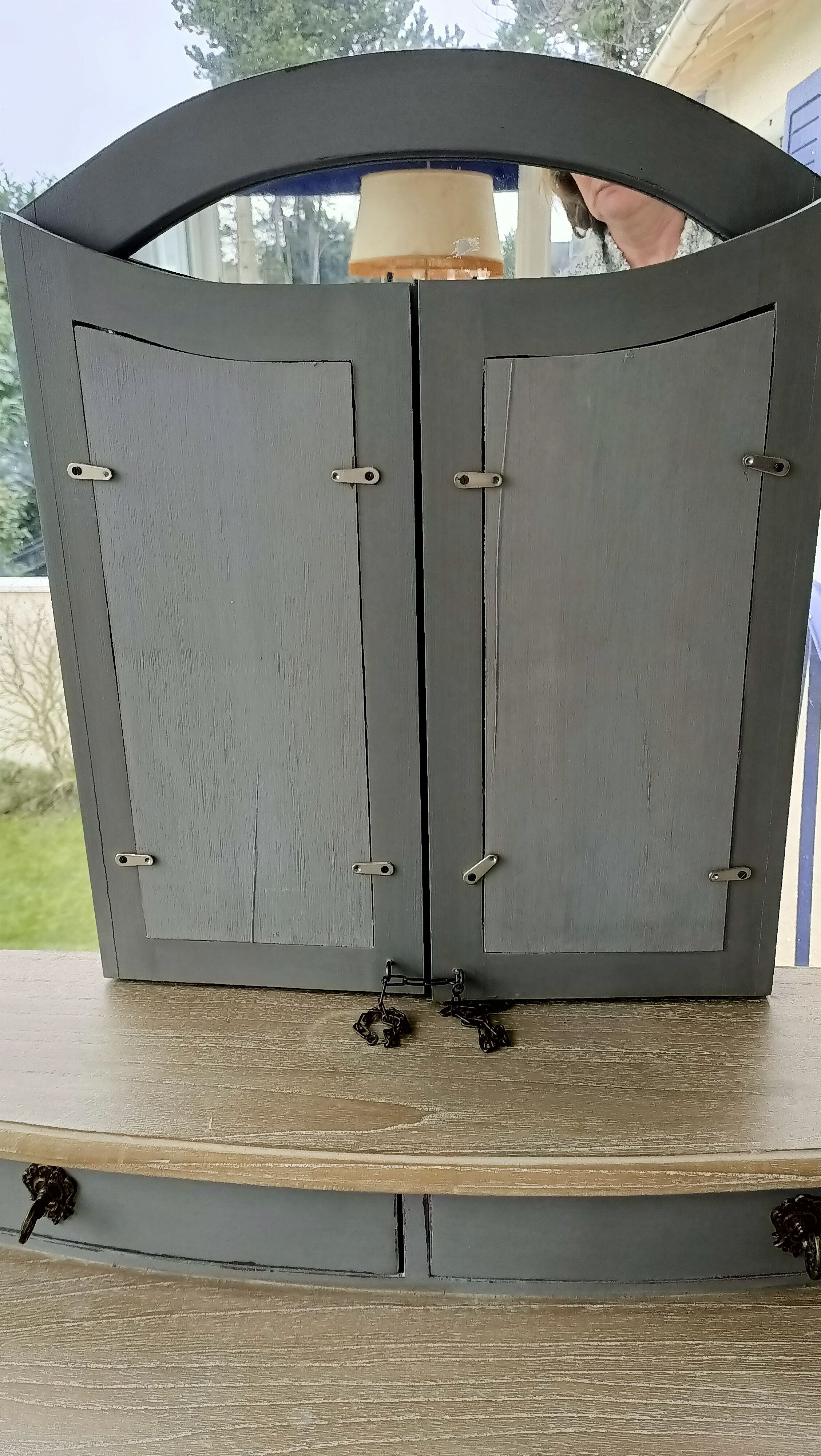 Coiffeuse à miroir triptyque