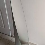 Lipstick standing mirror