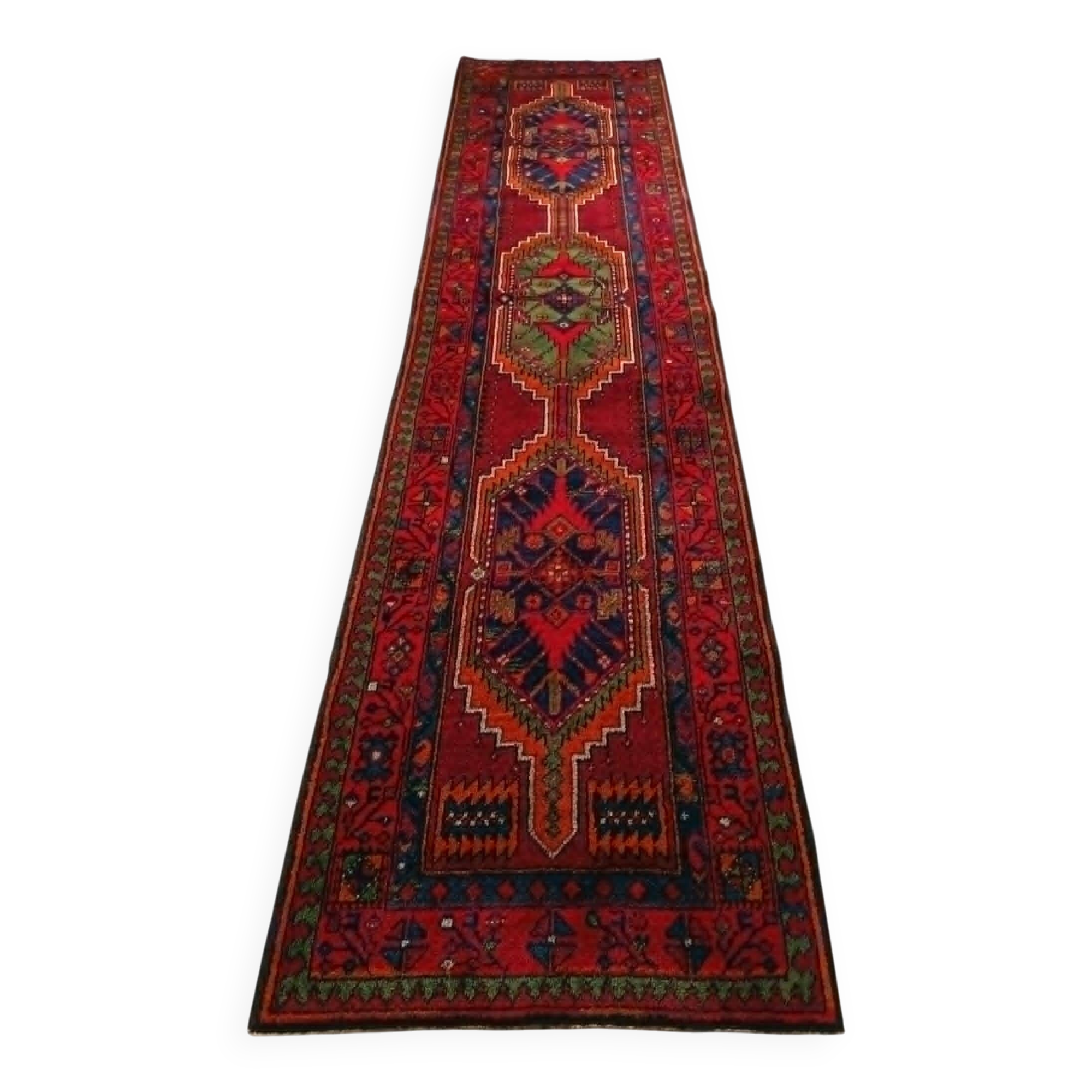 Gallery carpet in Persian style