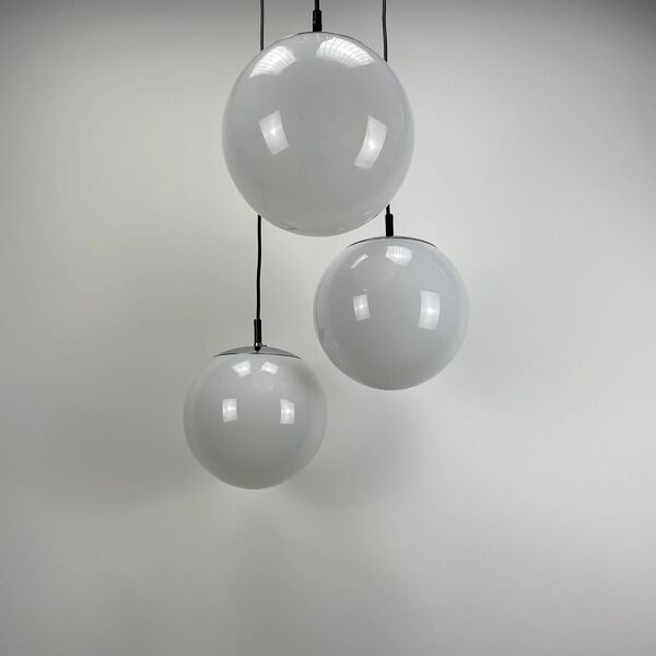 Suspension globe cascade MIST par RAAK Amsterdam ‘Ochtendnevel’, lampe suspension, 1970