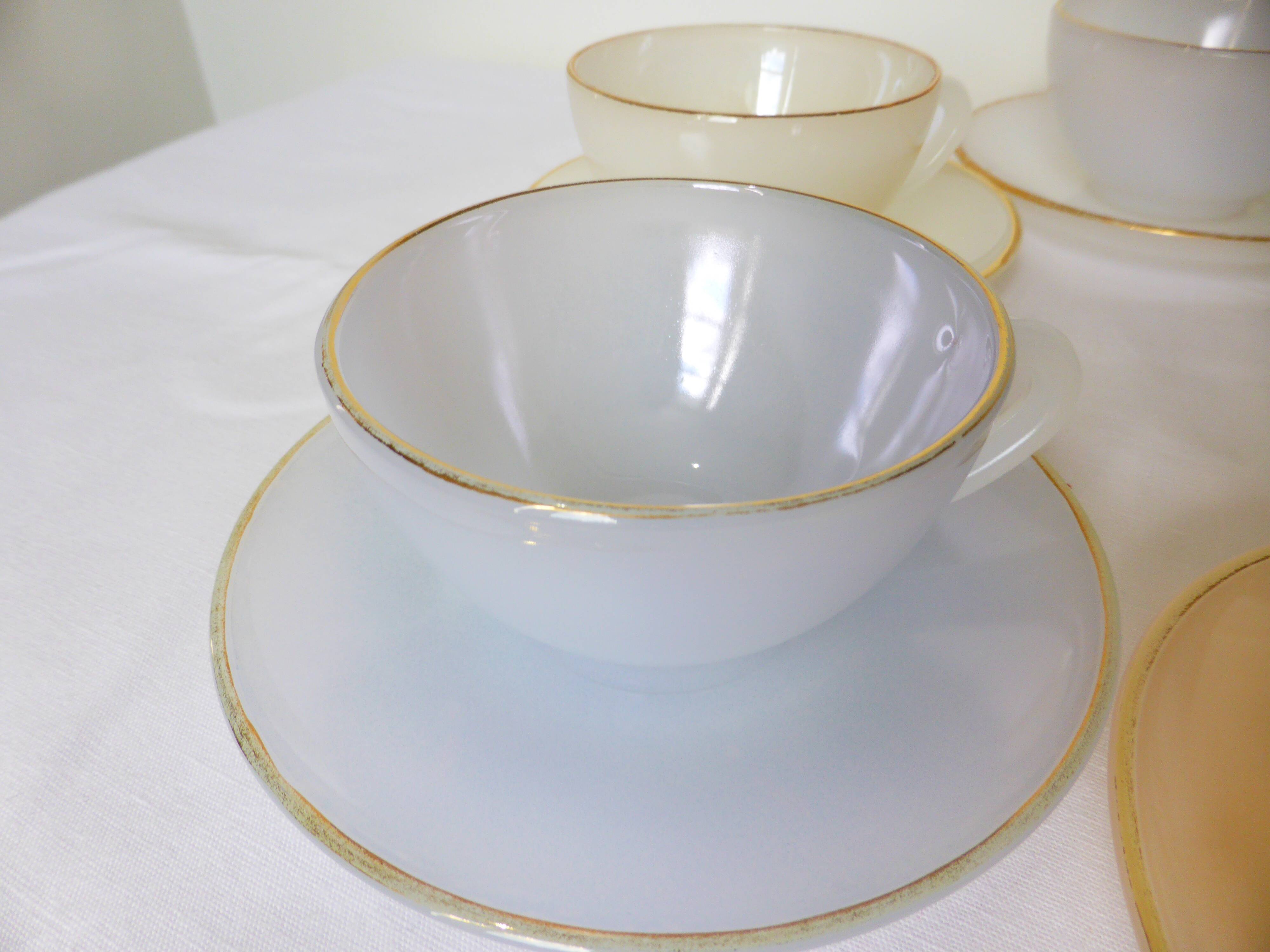 6 cups and saucers harlequin 220651