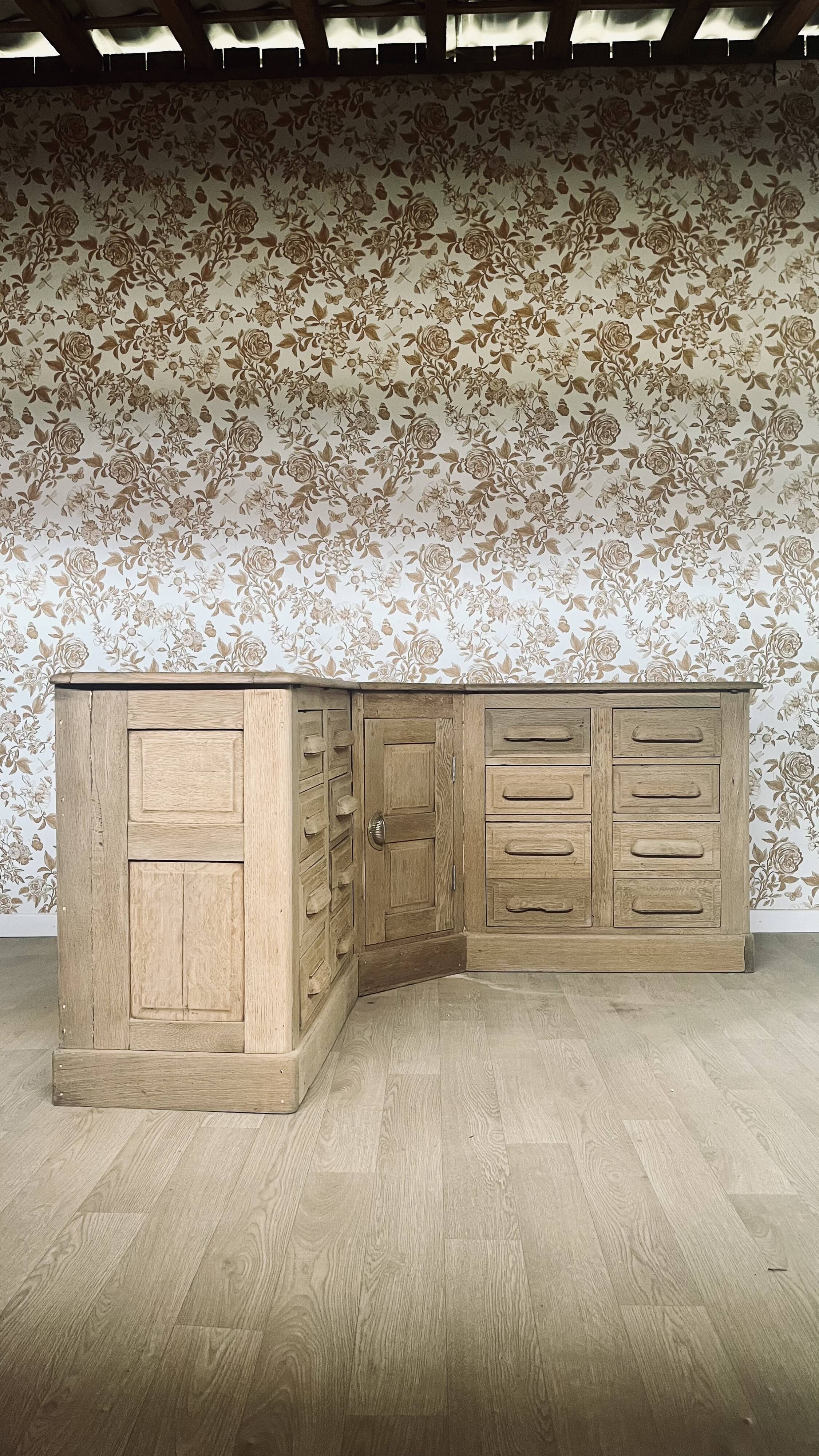 Corner craft furniture