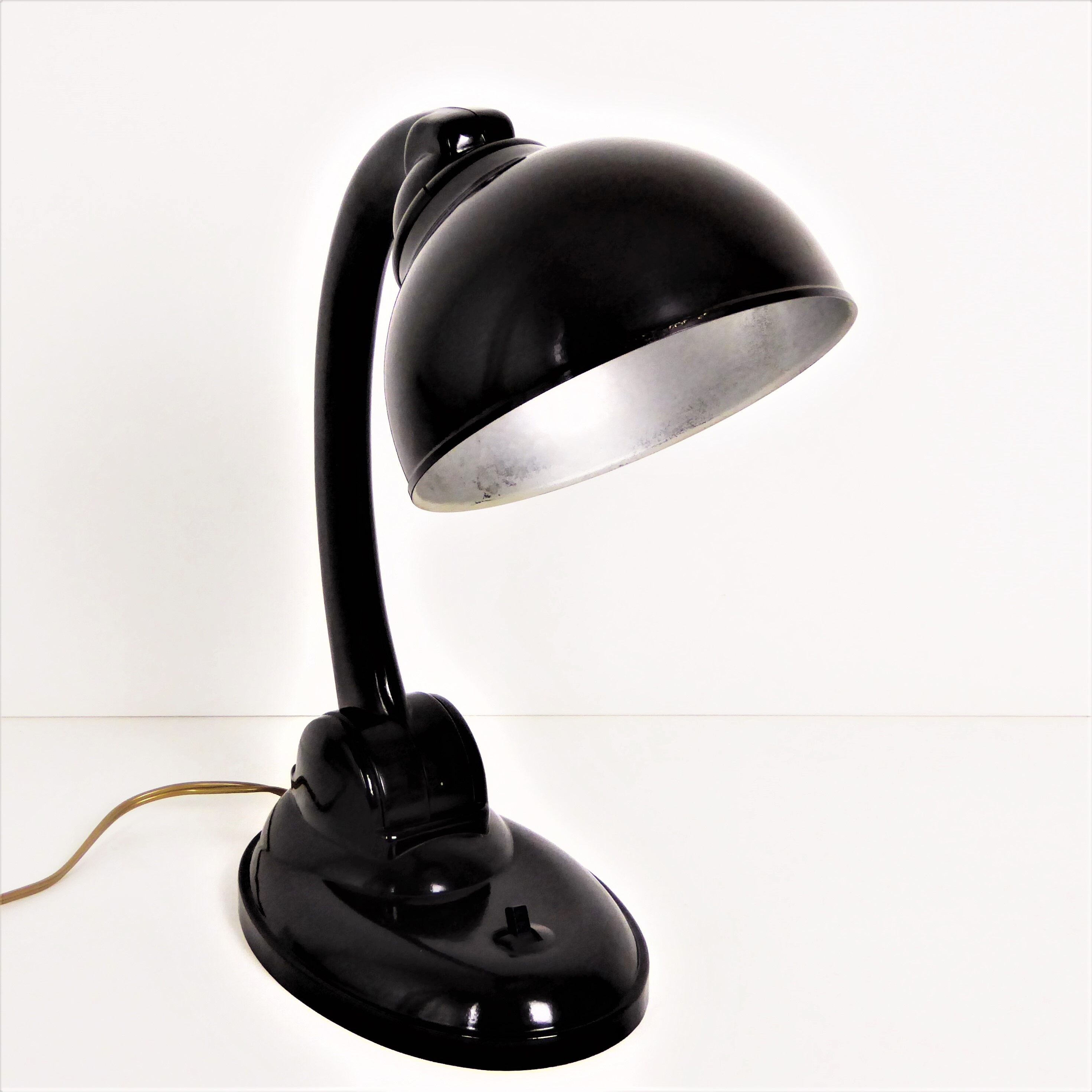 Eric Kirkham Cole 1930s bakelite lamp