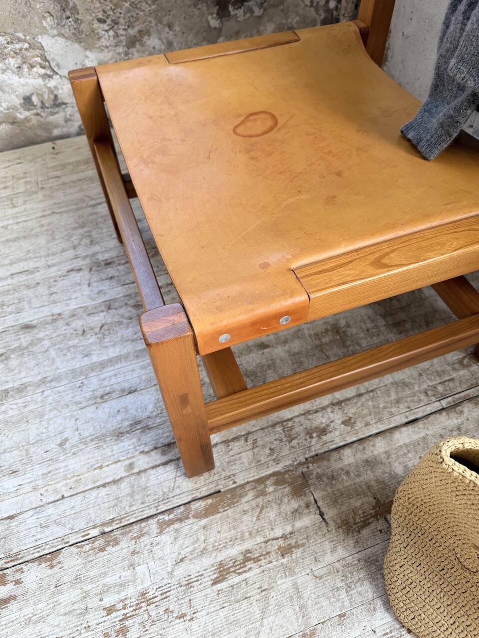 Elm and leather armchair Maison Regain