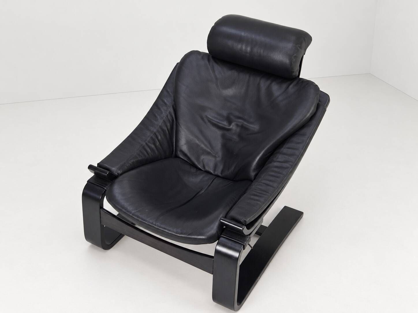Kroken Armchair in Black Leather by Ake Fribytter for Roche Bobois