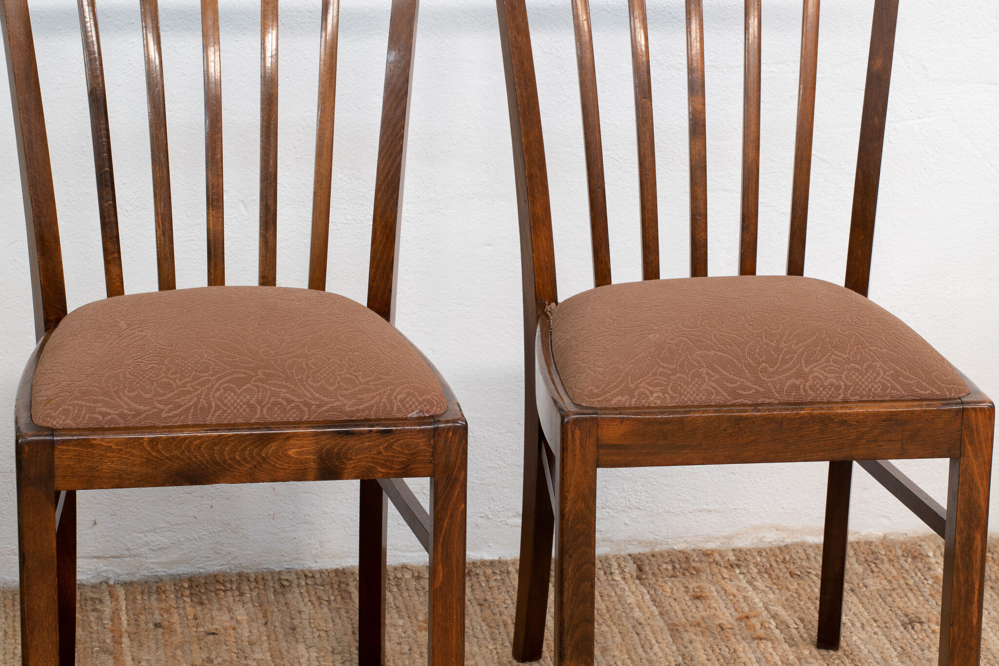Série de 4 chaises scandinaves vintage